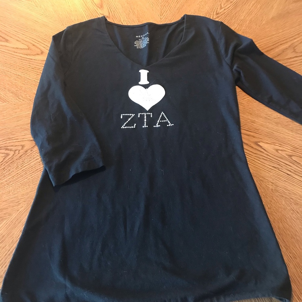 Black Zeta Tau Alpha 3/4 sleeve top in XS